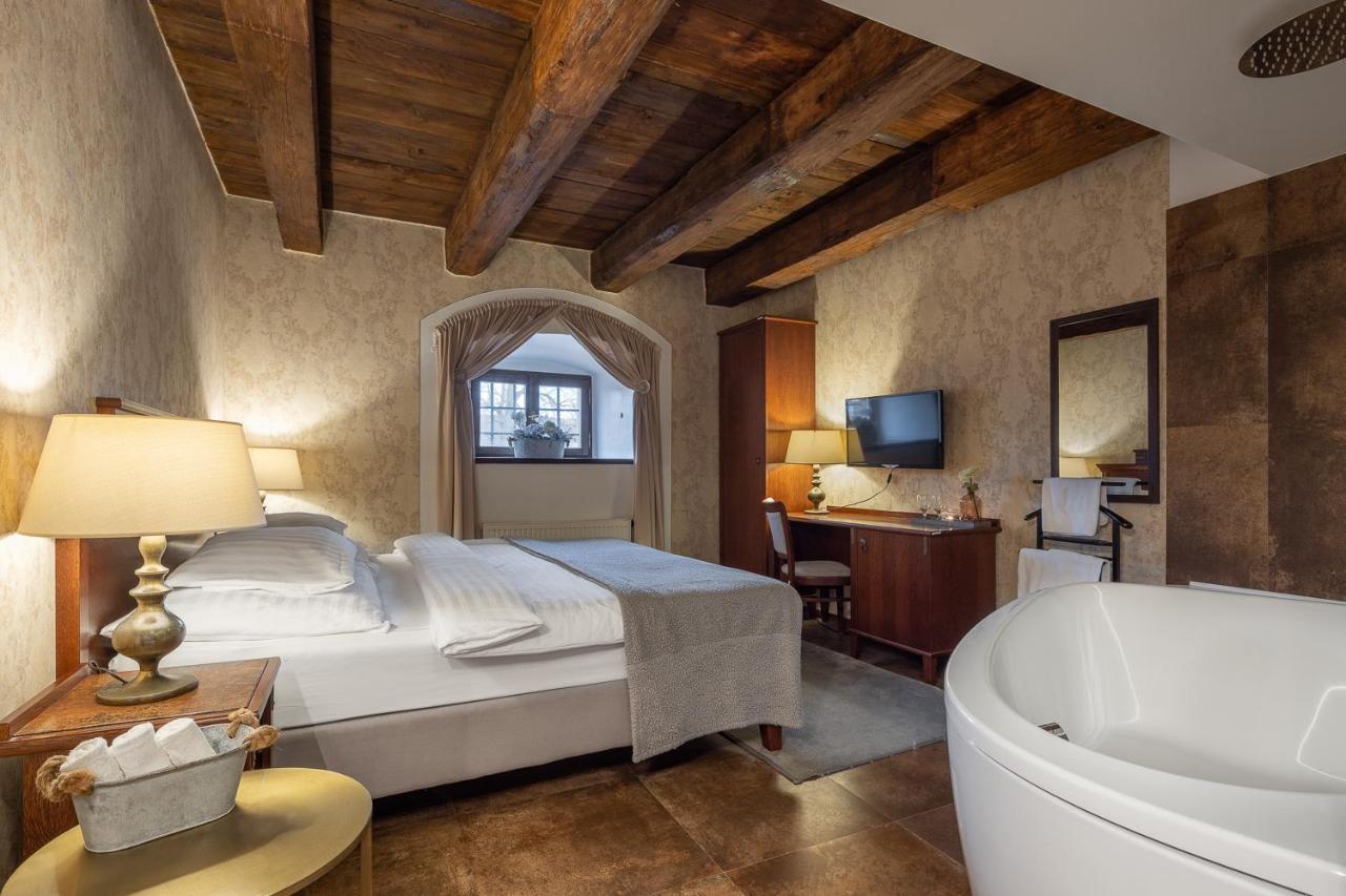 Pytloun Chateau Hotel Ctenice Praga Exterior foto