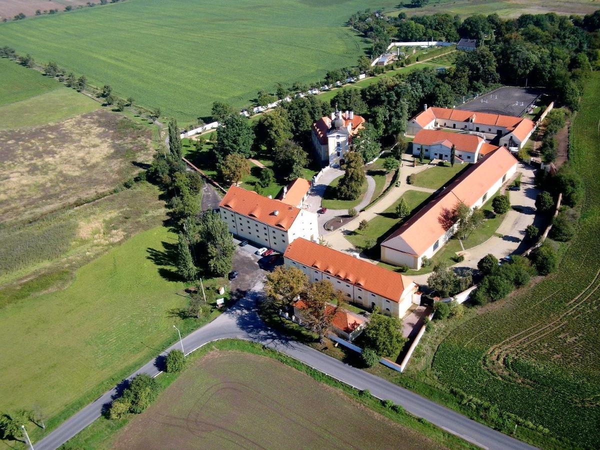 Pytloun Chateau Hotel Ctenice Praga Exterior foto